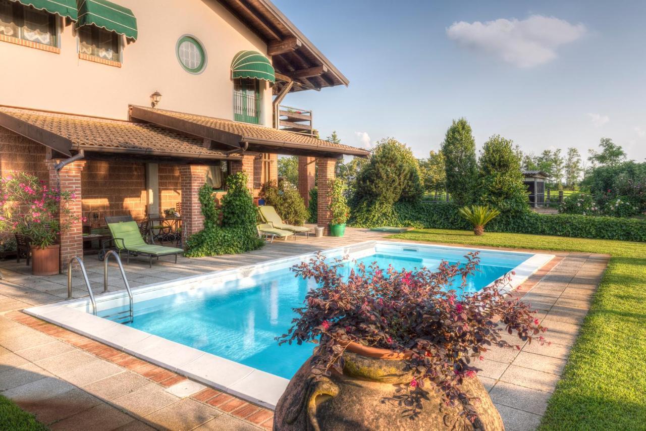 Villa Agriturismo Maiocchi Borgarello Exterior foto
